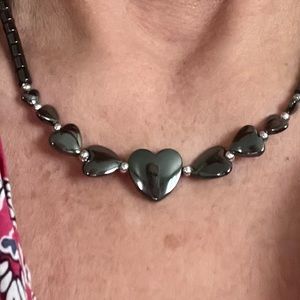 NEW Hematite magnet hearts necklace NEW